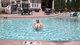 Random Big Tits Teen Alexiskayxxx at the Pool Ready for Fame.