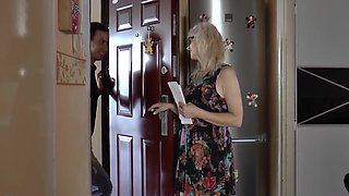 Real German Amateur With A Mature Slut With Lots Of Hair On