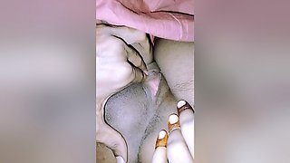 Hot Bhabhi Seduce