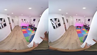 Stretching With Demi Hawks - Realjamvr - Sexlikereal