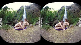 Endza & Sierra Lesbian Camping & Cumming