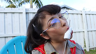 Solo brunette moans while fingering her clitoris - Pixie