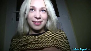 Naughty Arteya's missionary action