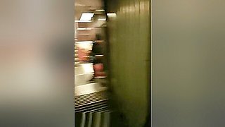 SQUIRT masturbation vaginale dans le train Masturbando me en el tren