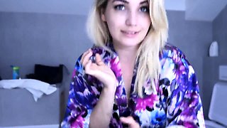 Stepanka Nude Topless Bathroom Tour