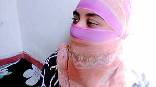 Step Mom Doing Vlog While Having Hardcore Sex with Her Teen Step Son