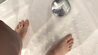 Pee in Shower
