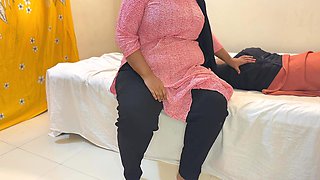 Teen 18yo Wearing Glasses Hot Stepmom in Stepson's Bed at Midnight Cheating on Husband!
