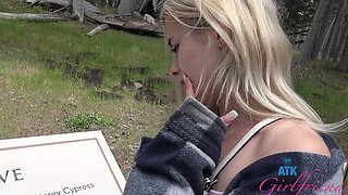Blonde Nicole Nichols moans while her puss is being fingered