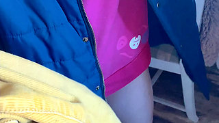 hana teen japanese go to bathroom then flash out water