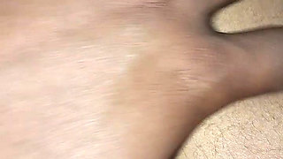 Indian deshi Virgin girl fingerings orgasom by boyfriend