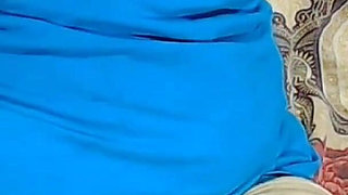 On Live Video Call Camgirl Showing Boobs and Pussy