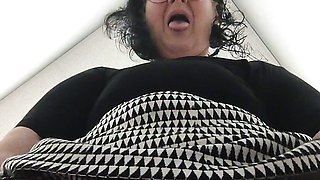 Pissed at Dad Fucks Stepmommy to Even the Score She Squirts to the Floor