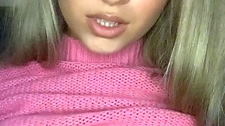 Blonde tight pussy babe solo toy fun in glamour masturbation