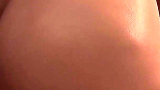 Blonde Elf cowgirl sideways on the bed : 3D Porn