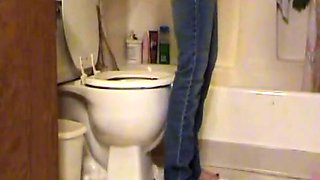 Sexy MILF on Toilet 3