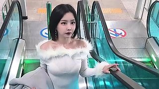 amateur asian flowerr flashing boobs on live webcam