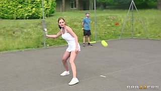 Abbie Cat and Yuffie Yulan flashing their tits while playing tennis