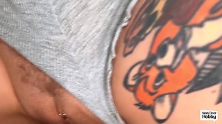 Inked MILF Cat Coxx Gets Her Asshole Fucked