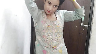 Cute college girl ko ghar pe bula kar jabar dasti pela