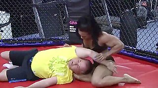 sexy girl in gallery wrestling