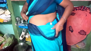 Indian Aunty Saree Changing Porn Video