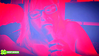 Lucky Gurl Brynn - Red Light Special POV Blowjob Experience