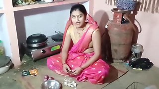 Stepmom Rajlaxmi Aunty wants it now, let's get wild