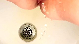 Blonde solo jerking off