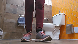 Piss Turns Me on
