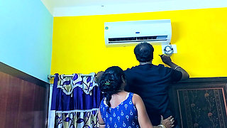 A Mechanic Licked the Pussy of a Hot Bhabhi, Fucked Her Pussy and Took Out Her Cum (gooder Rose Sixth)