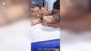 Vampirosa calls a Colombian sensual masseuse and on her face. He bathes him whole