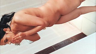 Step Sister Latika Take Bath in Bathroom Full Nude Full Sexy