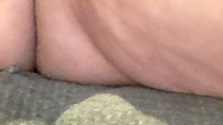 Rubbing the Clit Until I Cum