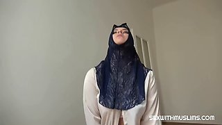 Muslim wife is fucked hard right after funeral