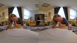 Hot curvy mom VR porn video