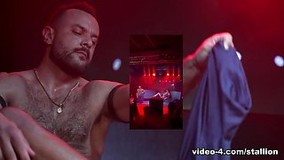 SIR PETER LIVE SHOW #1, Scene #01