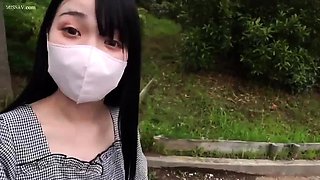 Kane Hotaru Asian pornstar appreciates outdoor