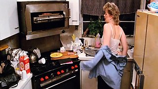 Amateur MILF Goes Hardcore Anal