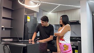 I Teach My Little Stepsister How To Play With My Computer While Making Her Feel My Huge Cock