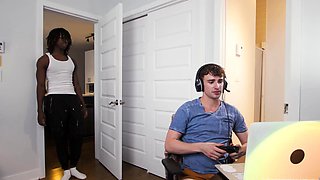 Jade Desire offers to give Ryan a shoulder rub