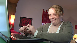 BBW German Chick Swallows Jizz After Amateur Fuck Session