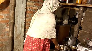 Desi Village Bhabhi Hardcore Sex in HD with Hindi Audio