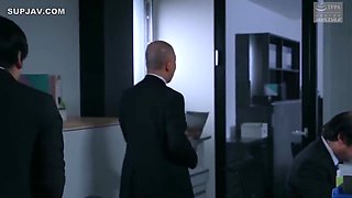 Front Of My Boss, My Wife Became A Nude Model - Satomi Mioka