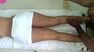 Hot Indian Maid Gets Oiled Massage in 4K - Palani69