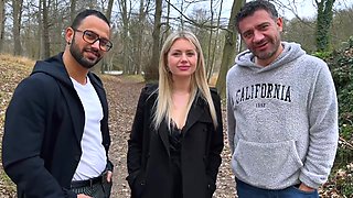 Aurora, 39, offers a sequel to her adventures... - Jacquie et Michel TV