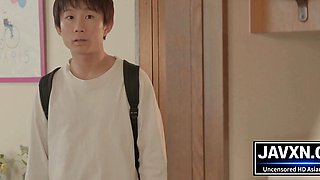 Fucked This Hot Japanese Australian Stepmom At Home