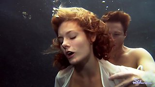 Fantastic Underwater Sex - Taylor Dare