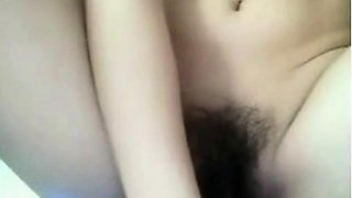 Chinese Girl Masturbates on Webcam