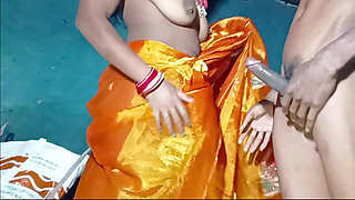 Indian 18 year old couple first time saree wearing sex.18 years old couple first time saree wearing.